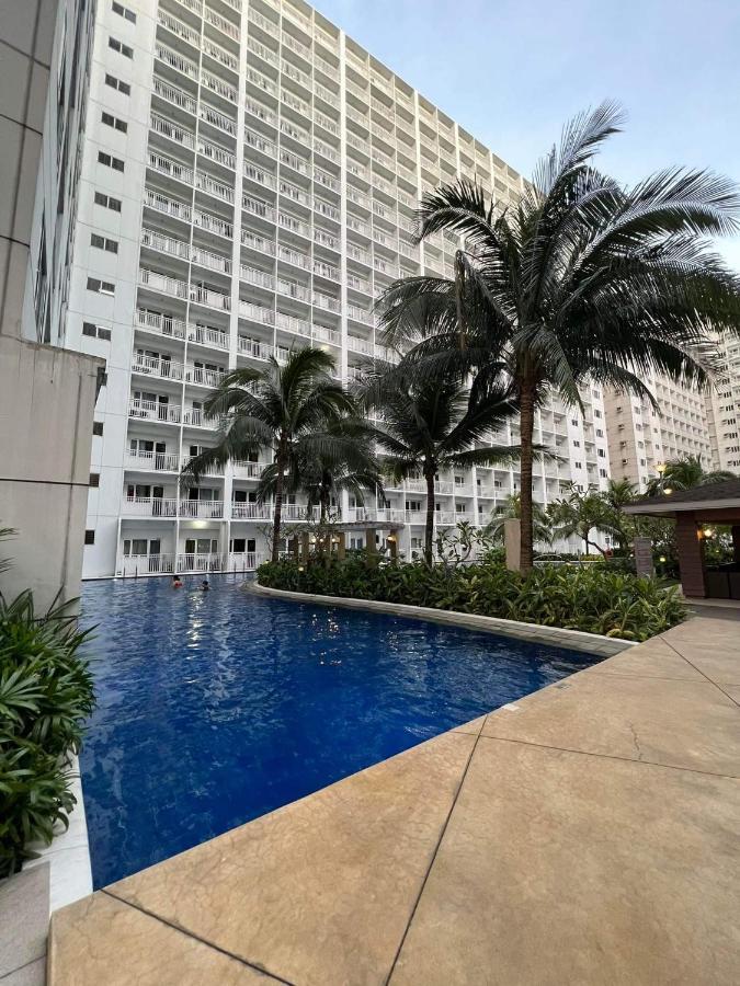 Yam Staycation Shore Residences Manila Exterior photo